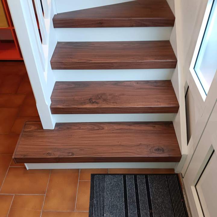 c64f9132 f5d5 450a 8e28 ae3fb67079a8